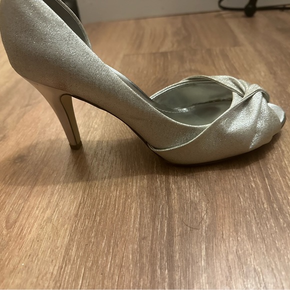 Silver sparkly Open Toe heels formal sparkles - Picture 8 of 9